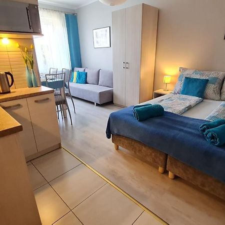 Bela - Pokoje Z Aneksami I Apartamenty Колобжег Екстер'єр фото
