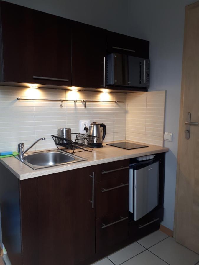 Bela - Pokoje Z Aneksami I Apartamenty Колобжег Екстер'єр фото