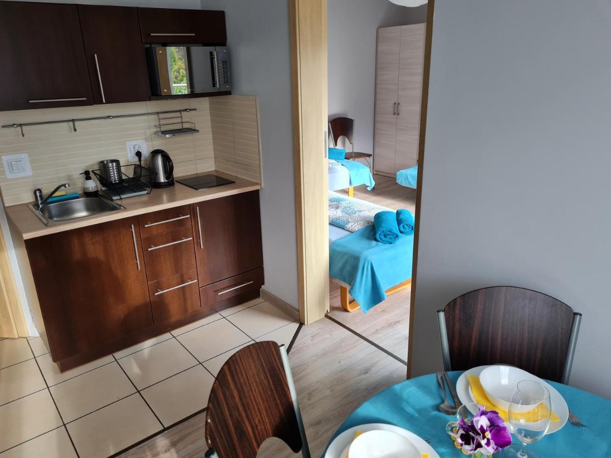 Bela - Pokoje Z Aneksami I Apartamenty Колобжег Екстер'єр фото