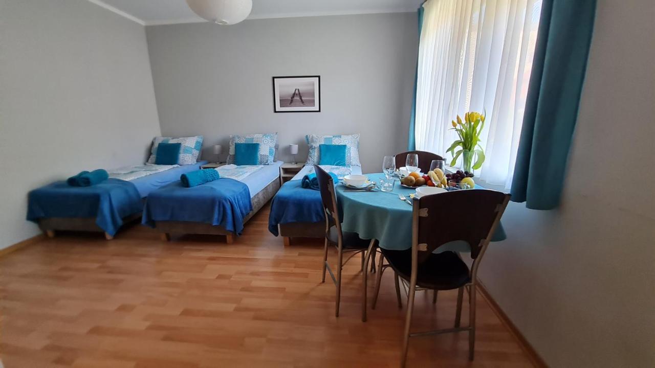 Bela - Pokoje Z Aneksami I Apartamenty Колобжег Екстер'єр фото