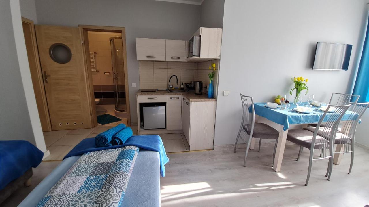 Bela - Pokoje Z Aneksami I Apartamenty Колобжег Екстер'єр фото