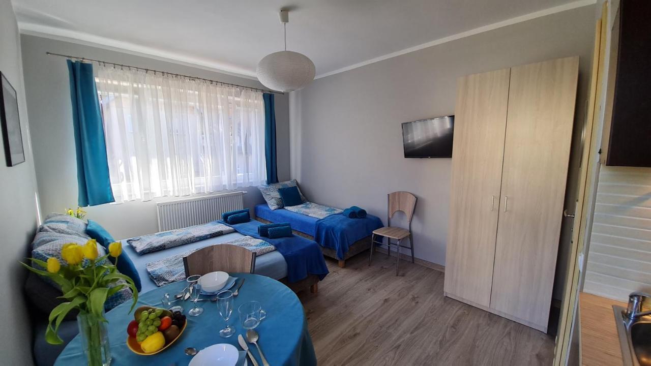 Bela - Pokoje Z Aneksami I Apartamenty Колобжег Екстер'єр фото