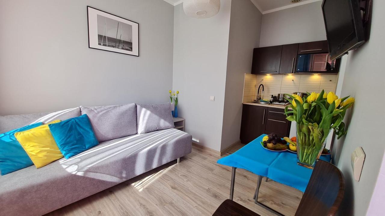 Bela - Pokoje Z Aneksami I Apartamenty Колобжег Екстер'єр фото