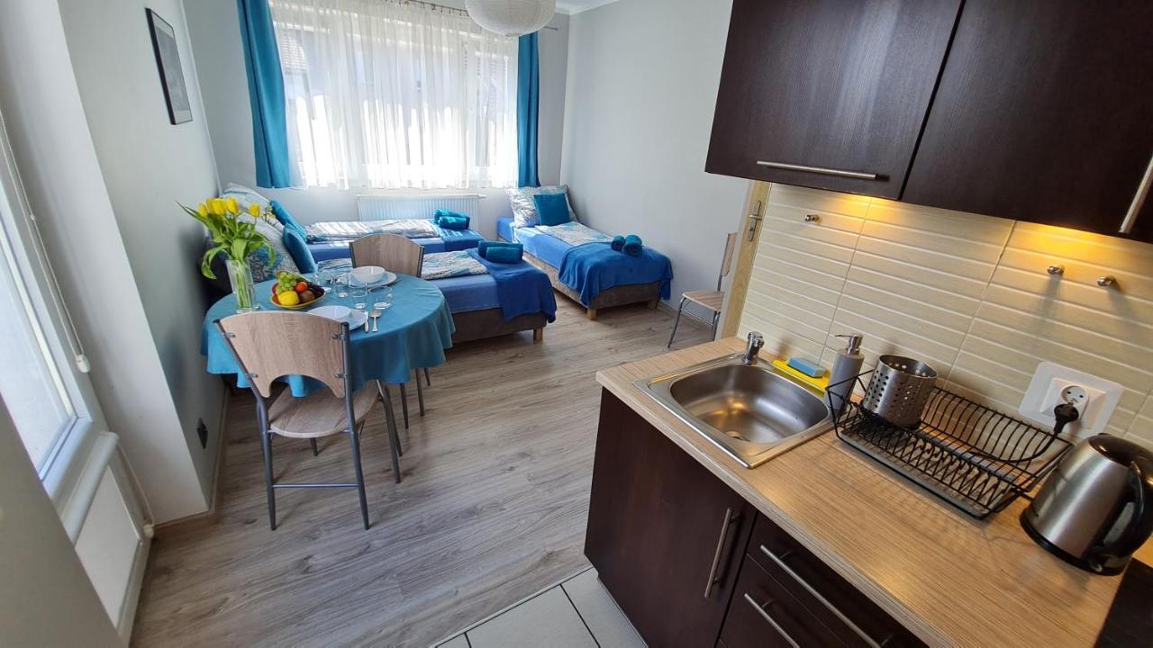 Bela - Pokoje Z Aneksami I Apartamenty Колобжег Екстер'єр фото