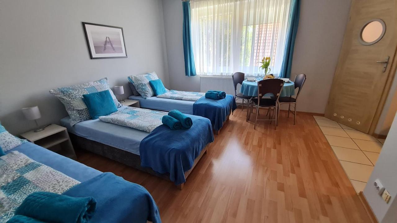 Bela - Pokoje Z Aneksami I Apartamenty Колобжег Екстер'єр фото