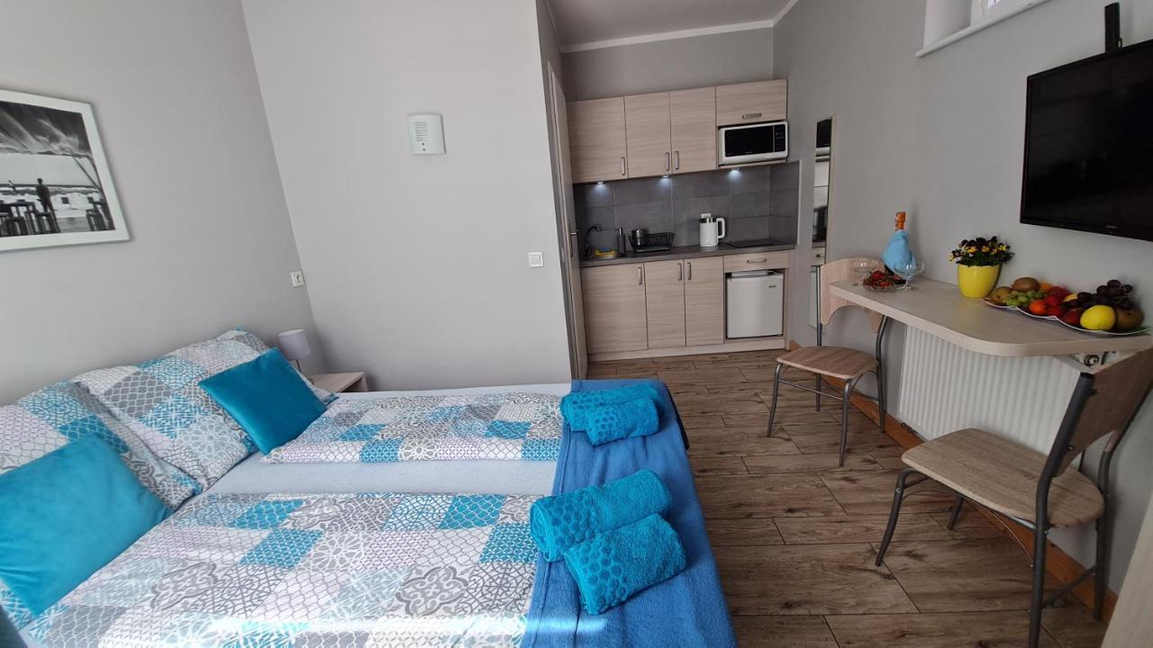 Bela - Pokoje Z Aneksami I Apartamenty Колобжег Екстер'єр фото