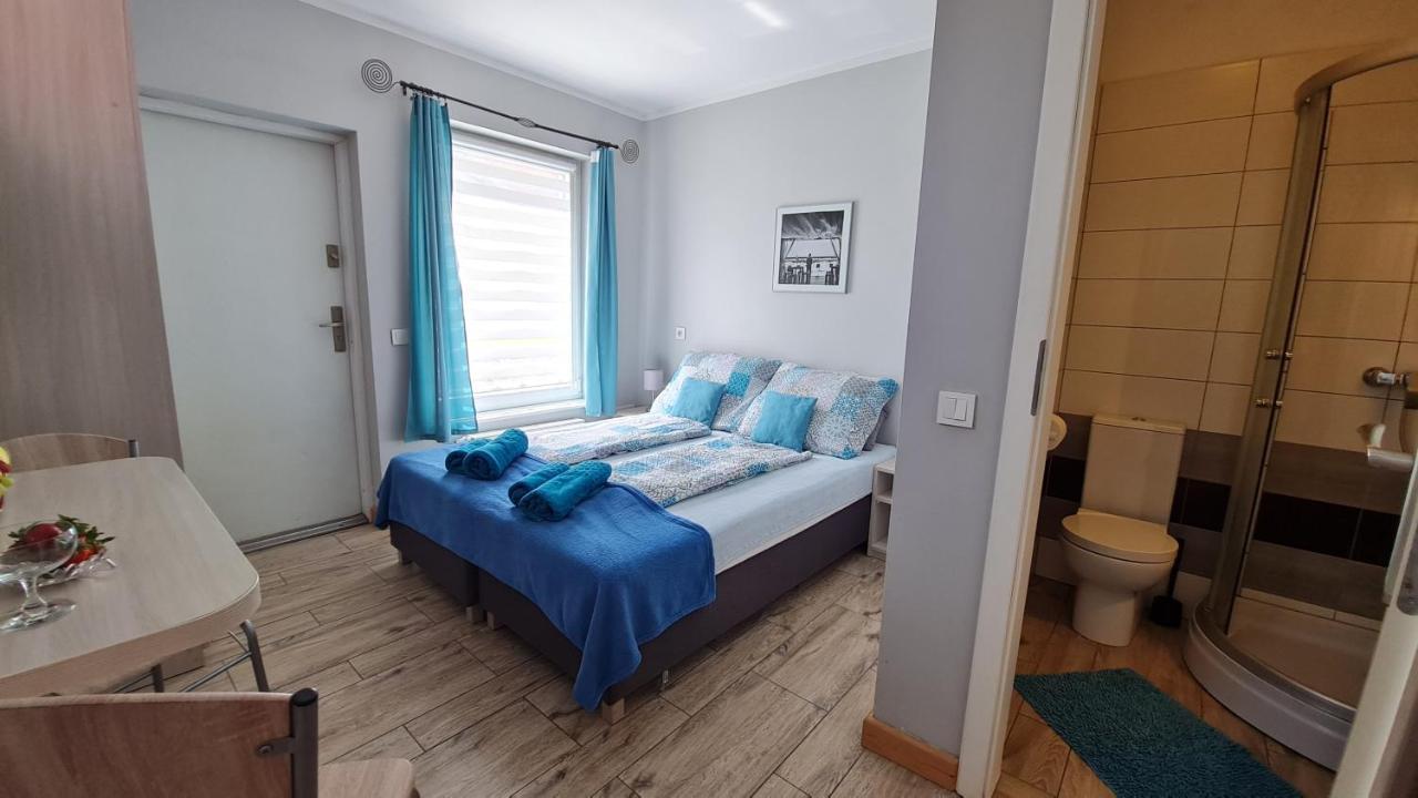 Bela - Pokoje Z Aneksami I Apartamenty Колобжег Екстер'єр фото